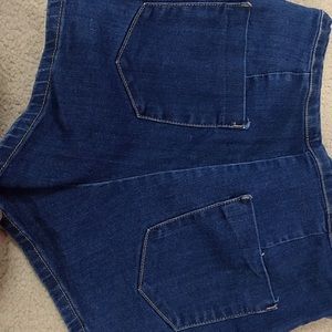 High waisted jeans shorts in size 28
